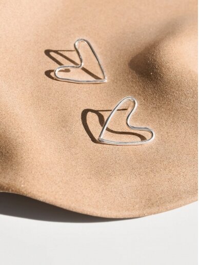 HipoJewelry  širdelės formos perdirbto sidabro auskarai